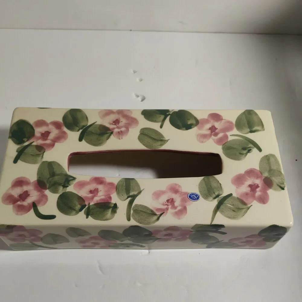Beautiful “Made in Mexico” Talavera style KLEENEX Pottery /Ceramic 10